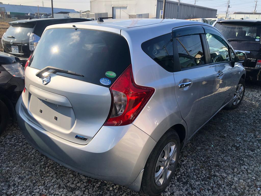 2012 Nissan Note